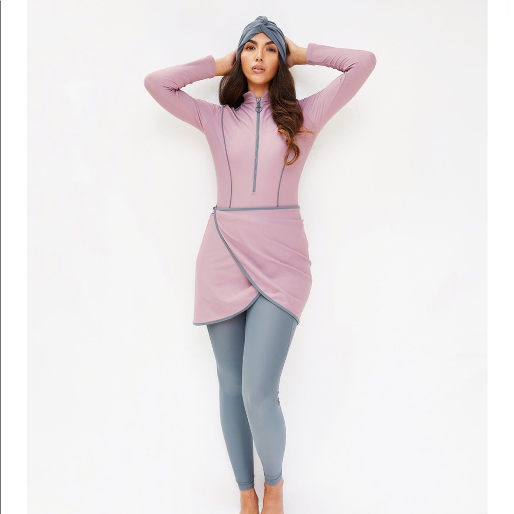 Lyra full Swimsuit - Pastel Pink